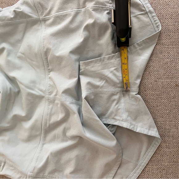 Lululemon Athletica Women's Athletic Shorts in Light Blue - Picture 3 of 4